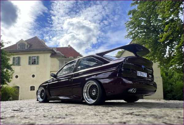 1:18 Ford Escort Cosworth 1992 Purple metallic + BBS RS = mit OVP